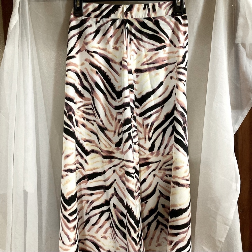 KENDALL & KYLIE Blush Midi Skirt